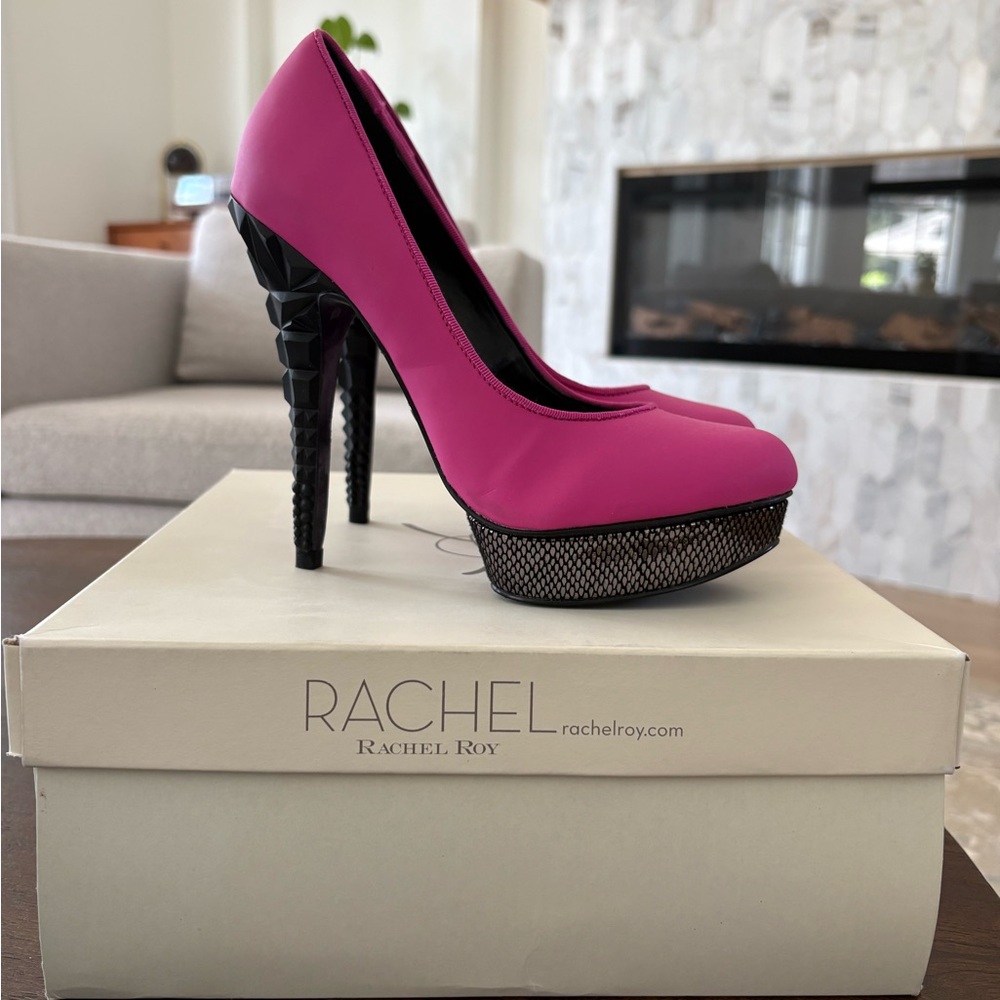 RACHEL Rachel Roy Fuchsia Platform Pump with Black Sculpted Heel
